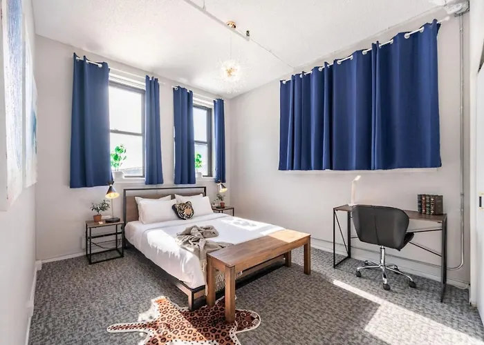 Appartement Downtown Penthouse, Vintage 2bd Gym #1