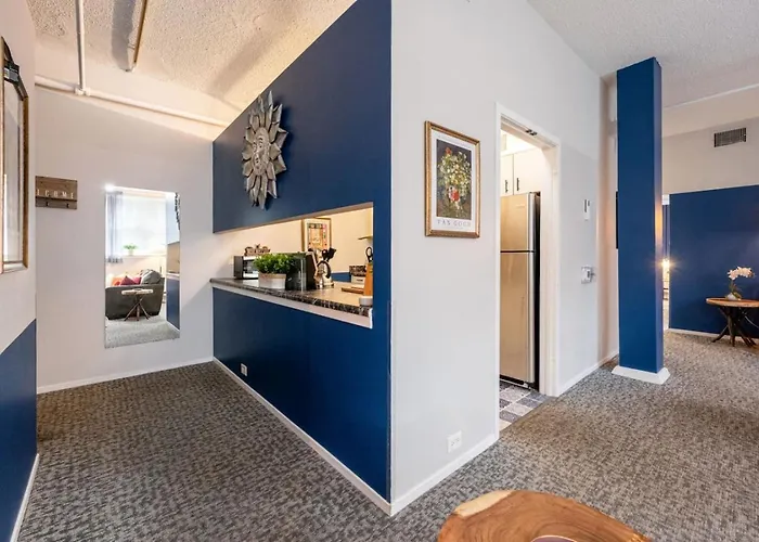 Downtown Penthouse, Vintage 2bd Gym #1 Appartement
