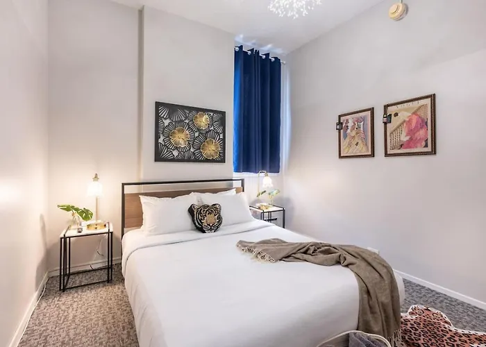 Downtown Penthouse, Vintage 2bd Gym #1 Appartement *