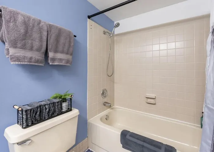 Appartement Downtown Penthouse, Vintage 2bd Gym #1 *